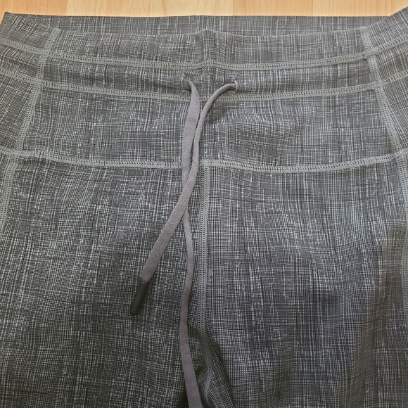 Sage Medley Pocket Luxe 7/8 legging size 6-8 - Picture 4 of 7